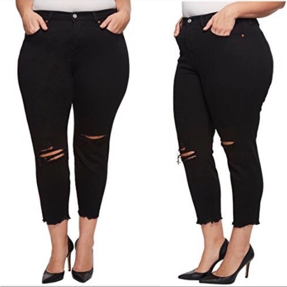 Levi's Denim - Woman’s Levi’s wedgie skinny black distressed raw hem jeans plus size 20W